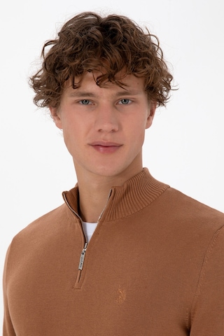 U.S. Polo Assn. Erkek Slim Fit Yarım Fermuarlı Camel Basic Kazak 50313695-VR233