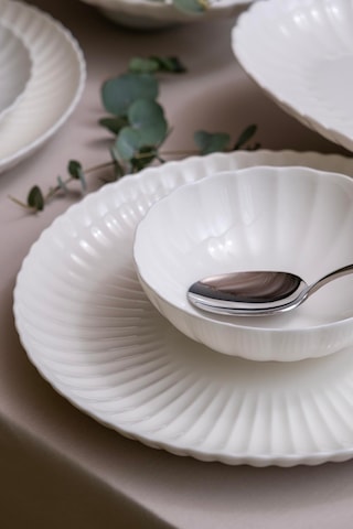 Kütahya Porselen Bone Luz Form 18 Parça 6 Kişilik Yemek Takımı