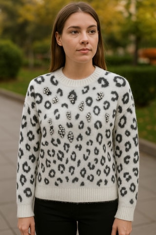 Ayda Boncuk Detaylı Angora Bluz Ekru - 783832599 Ekru