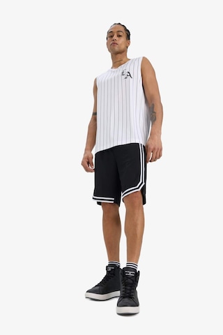 Defacto Hızlı Kuruyan Standart Fit Sporcu Kısa Paça Ağır Kumaş Şort C1840AX24SM Siyah