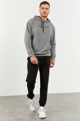 Tommy Life Gri Melanj - Siyah Kapüşonlu Kanguru Cep Lastik Paça Erkek Oversize Eşofman Takımı - 85117 Gri - Siyah