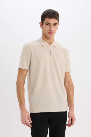 DeFacto Regular Fit Polo Yaka Fermuarlı Kısa Kollu Tişört E4233AX25SMBG737