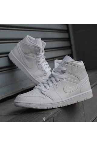 Nike Air Jordan 1 Mid Beyaz Kadın Spor Ayakkabı Nike Air Jordan 1 Mid Beyaz Kadın Spor Ayakkabı