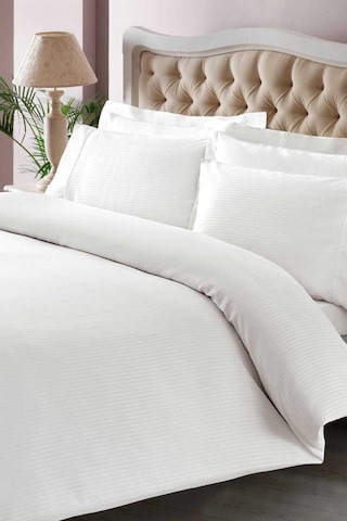 Taç Çift Kişilik Premium Basic Stripe Saten Nevresim Takımı Beyaz