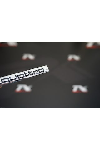 Audi Quattro Metal 3M 3D Bagaj Logo Amblem (273986281)