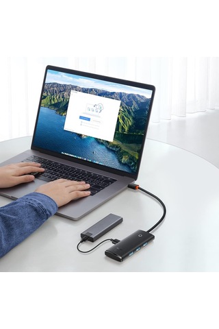 Lexroo Lite 4in1 Multifonksiyonel Type-c Hub Dock Station Siyah
