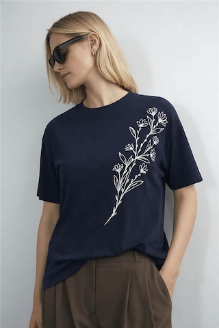 Fashion Friends Baskılı Lacivert Kadın Bluz 26y0229k1