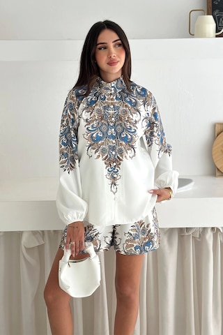 İthal Atlas Kumaş Bluz&şort Takım Beyaz