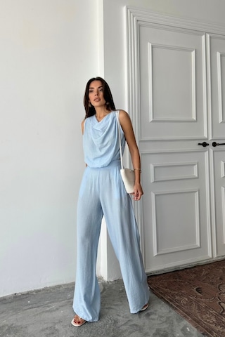 Munn Collection Degaje Yaka Kolsuz Bluz - Pantolon Takım - Mavi Mavi