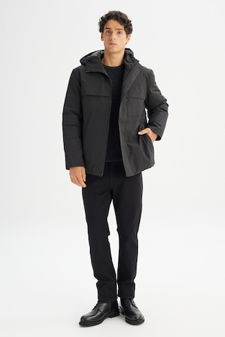 Lee Relaxed Fit Rahat Kesim Kapüşonlu Erkek Şişme Mont L2520258001 Siyah