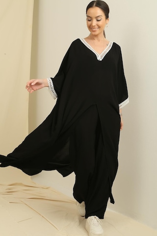 By Saygı Dantel Detaylı Cepli Uzun Tunik Beli Lastikli Pantolon Oversize 2'li Viskon Takım-35780-siyah Siyah