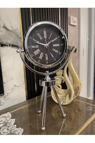 Modern Metal Ayaklı Dekoratif Masa Saati Çok Renkli