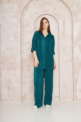Kadın Pliseli Beli Lastikli Pantolon Tunik Gömlek Ikili Bürümcük Salaş Takım 3573300 Zümrüt