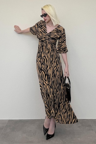 Madmext Kahverengi Zebra Desenli V Yaka Yarım Kollu Elbise Mg2394