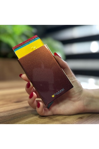 Wrapsol Mekanizmalı Kartlık Rfid Korumalı Alüminyum Otomatik Mekanizmalı Kredi Kartlık Renkli Mat Kırmızı Parlak Sonbahar Parlak Sonbahar Kahverengi