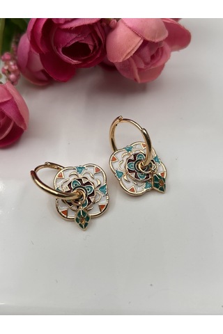Kadın Etnik Charm Beyaz Desenli Çelik Kaplama Sallantılı Küpe Beyaz