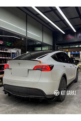 Tesla Model Y Spoiler Plastik Parlak Siyah Boyalı