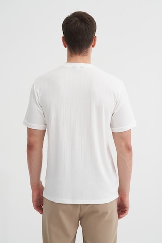 Cazador Bisiklet Yaka Dokulu Erkek T-shirt 42530 Beyaz Beyaz