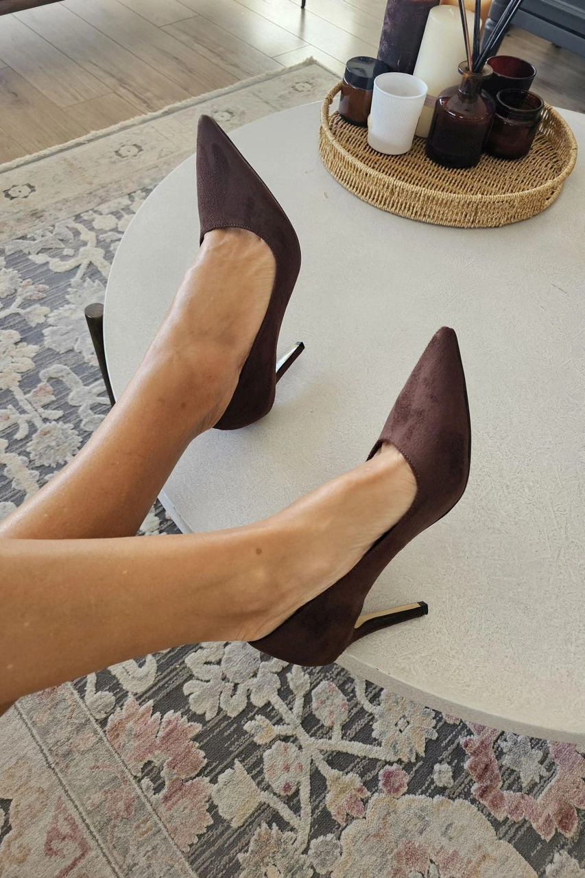 10 1814 Topukla Kadın İnce Topuklu Stiletto Ayakkabı Kahve Süet