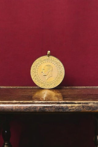 Yeni Tarihli Çeyrek Altın 3 Adet