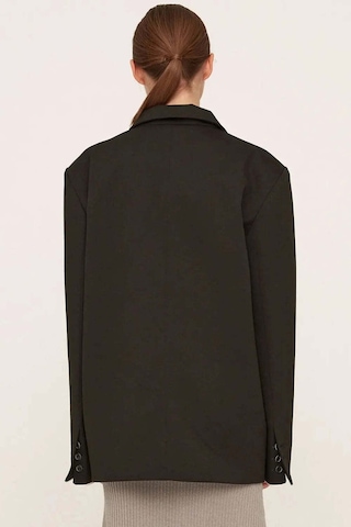 By Dyln Büyük Beden Megan Oversized Daddy Blazer - Şık Ve Rahat Tasarım Siyah