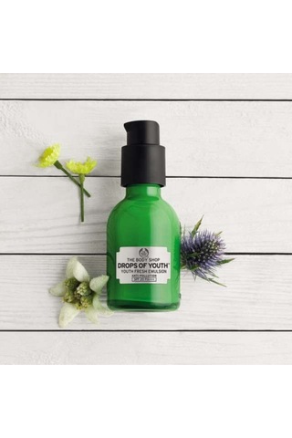 The Body Shop Drops Of Youth Youth Fresh Emulsion Spf 20 Pa+++ 50ml