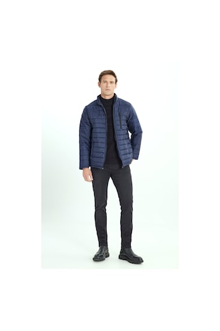 AC&Co / Altınyıldız Classics Erkek Lacı Sıcak Tutan Standart Fit Normal Kesim Dik Yaka Yan Cepli Mont Lacı Lacivert