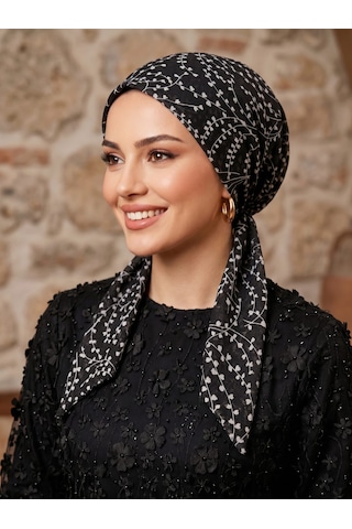 Raşelkori Tesettür Eşarp Bone Beyaz - Siyah