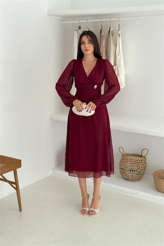 Neşeli Butik Kadın Bordo Astarlı Tokalı Şifon Elbise Nbk30281 Bordo