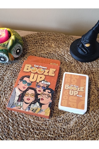 Booze Up İçki Oyunu Klasik Versiyon - Kese Hediyeli 50 Kart Eğlenceli Kart Oyunu