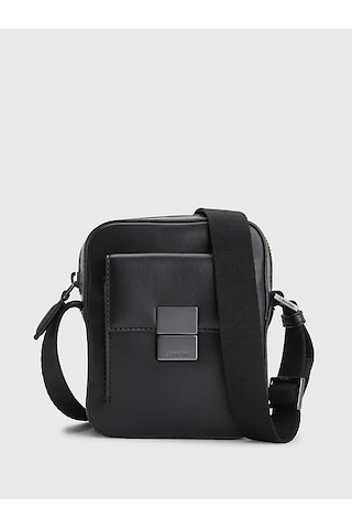 Calvin Klein CALVIN KLEIN ERKEK OMUZ ÇANTASI K50K508695-BAX Siyah