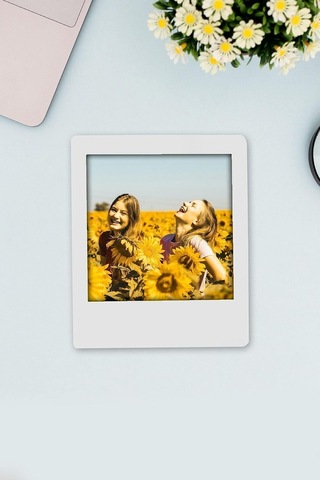 Kupa & Atlı Karınca Müzik Kutusu & Instagram Çerçeve & Pembe Bubble Mum Hediye Seti