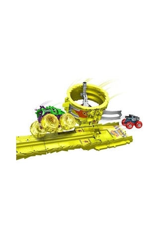Devasa Monster Trucks Oyun Seti