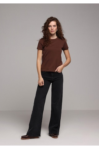 Colins Slim Fit Yuvarlak Yaka Düz Kadın Kahverengi Kısa Kol Tişört Cl1068567 Q1.v2 Brw Kahverengi