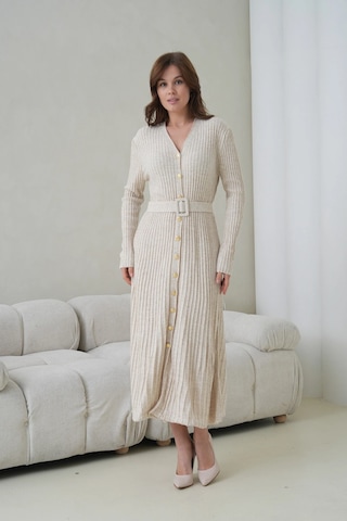Kadın V Yaka Ful Düğme Kapama Kemer Detay Maksi Boy Fitilli Triko Elbise Taş