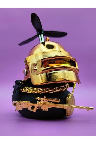 Market Alls Aracın İçinde Kasklı Ve Gözlükleri Olan Ördek 153251514