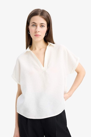 DeFacto Comfort Fit Gömlek Yaka Basic Düz Kısa Kollu Bluz E5989AX25SPER136