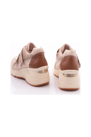 Dgn 62169 Kadin Cirtli Spor Ayakkabi 62169-2027-R12615 Bej - Pudra