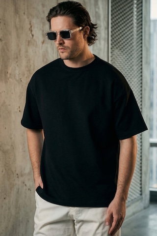 Tonny Black Kalın Kumaş Oversize T-shirt Erkek Siyah T-shirt Tbtshrt005