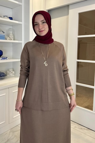 Rabia Şamlı Ceren Etekli Triko Takım Sütlü Kahve Normal