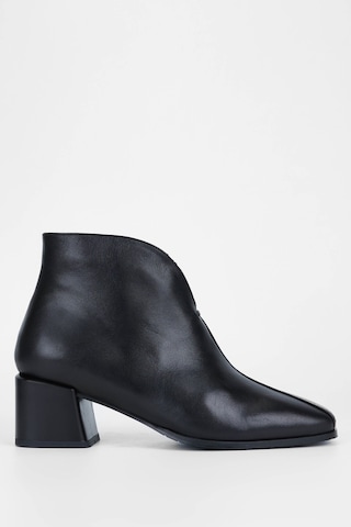 Tamer Tanca Kadın Hakiki Deri Siyah Deri Casual Bot 33 530 Bn Bot Sk22/23 Sıyah Dr Siyah