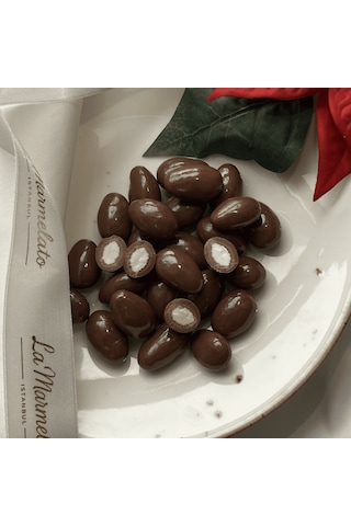 Sütlü Çikolatalı Badem Draje, Günlük Lezzetler - 200 G Sütlü Çikolatalı Badem Draje, Günlük Lezzetler - 200 G