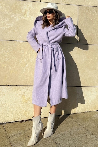 Kadın Lila Kruvaze Yaka, Kapüşonlu, Çift Cepli, Beli Kemerli, Uzun Kaşe Kaban Astarsız Lila