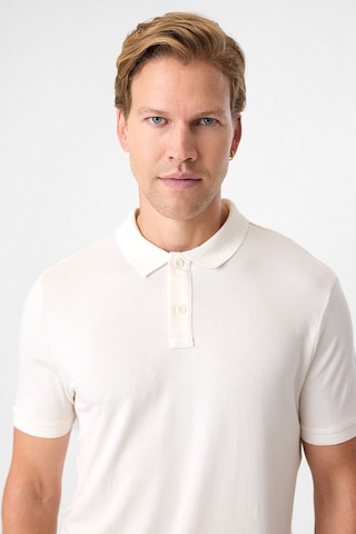 Back And Bond Beyaz Regular Fit Polo Yaka Tişört