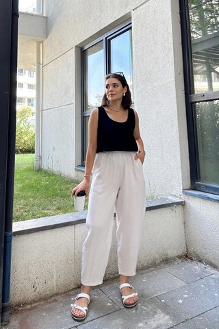 WeShaya Siyah İthal Müslin Kumaş, Basic, Katlı, Salaş Askılı Bluz & Atlet Siyah