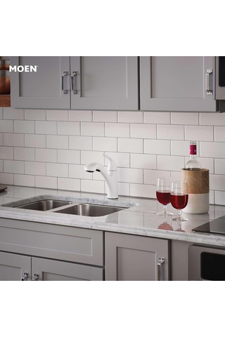 Moen Brecklyn Glacier Beyaz Tek Kulplu Tek Delikli Mutfak Batarya Diğer