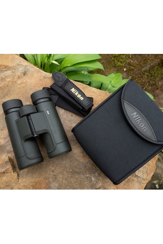 Nikon Prostaff P7 10x42 Dürbün Siyah