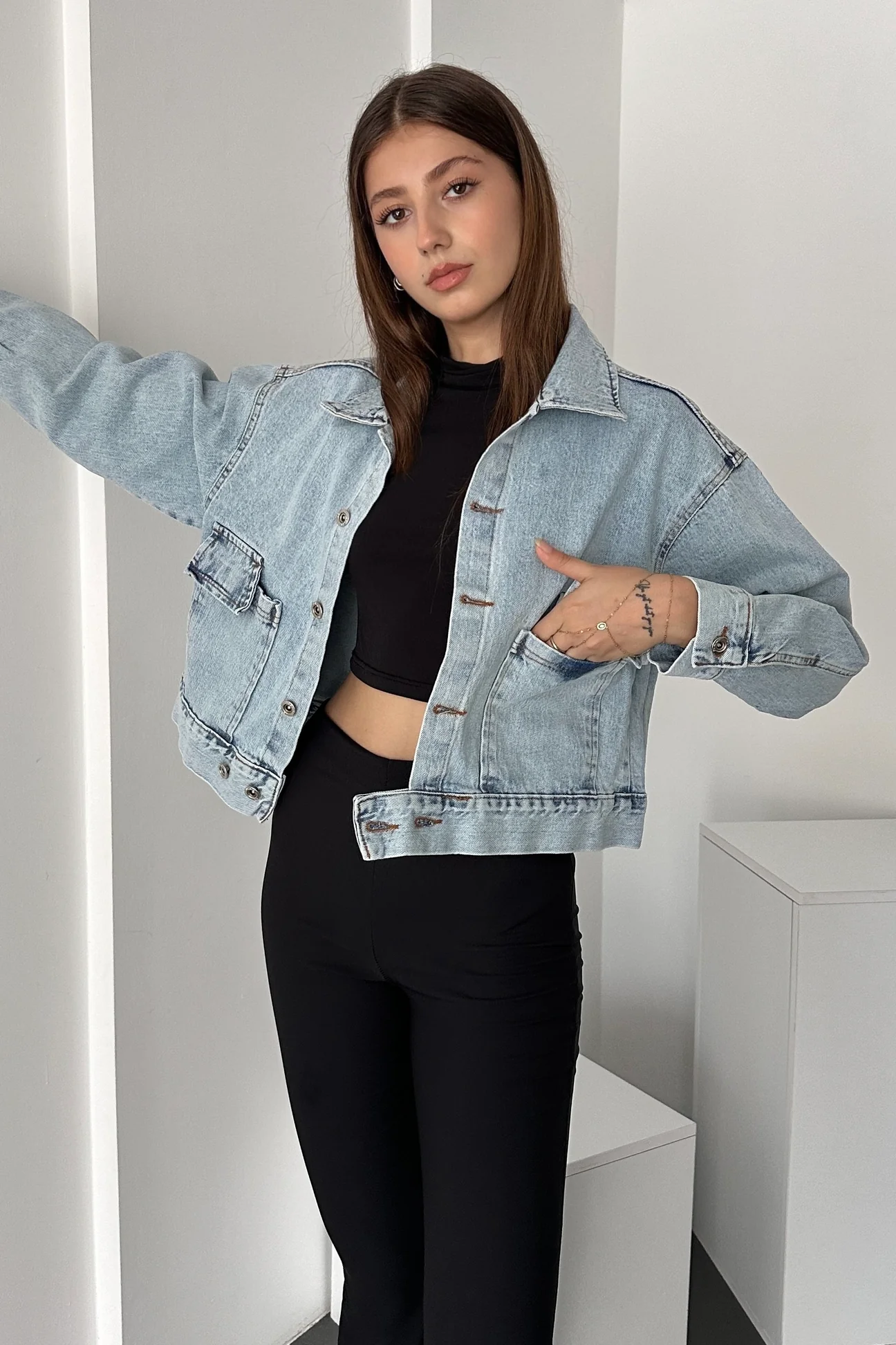 Lirya Prive Çift Cep Beli Düğme Detaylı Denim Ceket Mavi