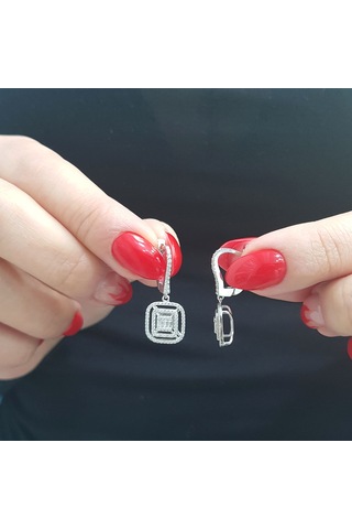 Lova 0,59 Karat Baget Pırlanta Küpe - 3030051