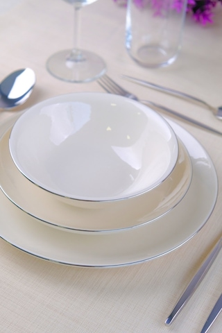 Tabak Evi Chic Platin Porselen Yemek Takımı 24 Parça 6 Kişilik Beyaz - Gümüş